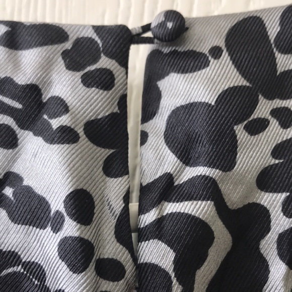 ANN TAYLOR silk top. - Picture 7 of 11